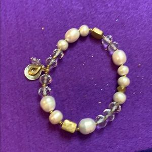 Pearl bracelet